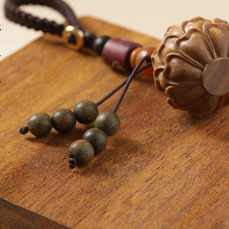 Green Sandalwood Lotus Antique Aromatherapy DIY Pendant